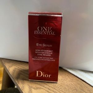 Dior One Essential Eye Serum
